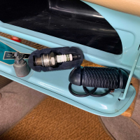 spark,plug,engine,drivetrain,rubber,holder,bosch,ngk,champion,motorcraft,acdelco,accessory,glove box,volkswagen,VW,aircooled